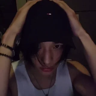 🍾 emoji hyunjin instagram ⋆ @lalalandstick Telegram sticker 18 of 30