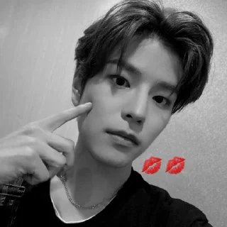 Sticker from SEUNGMIN BY @SNGMNARCH ➡️ @Ctikerubot