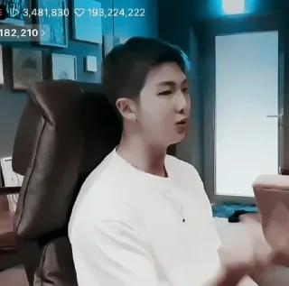 Sticker from kim namjoon #𝗅𝗂𝗏𝖾'𝖽𝖺𝗒 →@sanariex