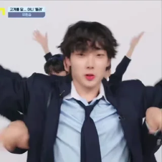 Sticker from @yoohyeonseung7  ( p7 , pickus )