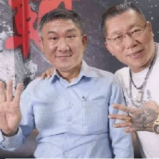 😅 emoji 我愛館長 Telegram sticker 17 of 53