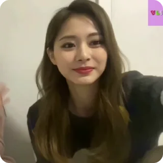 Sticker from Tzuyu by @darkwexxx