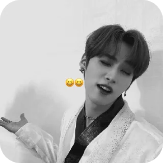 😁 emoji lee know ➡️ @Ctikerubot Telegram sticker 4 of 13