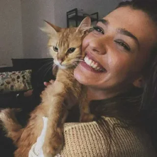 😁 emoji 𝒎𝒆𝒍𝒍𝒊𝒔𝒂 𝒃𝒚 @igraemturk @mia1cle ➡️ @Ctikerubot Telegram sticker 9 of 115