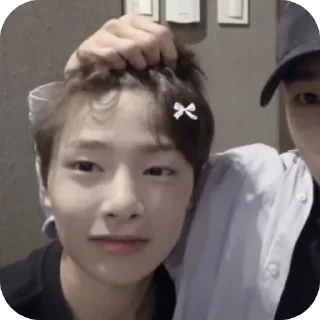 🫥 emoji чонини🦊🦊@jeonginxxxx Telegram sticker 7 of 35