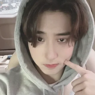 😍 emoji 💋 Ханни KING 💋 от @gangstaay Telegram sticker 21 of 70