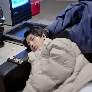 😴 emoji Stray Kids Telegram sticker 4 of 79