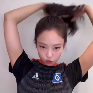 Sticker from tiktokj @msjenlisa @TgEmodziBot