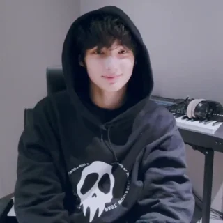 👾 emoji @WAR1HLP ㅡ kaí ' Telegram sticker 11 of 35