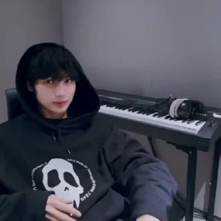 👾 emoji @WAR1HLP ㅡ kaí ' Telegram sticker 3 of 35