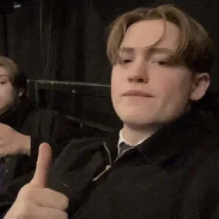 👍 emoji АТБ, 16:40 Telegram sticker 5 of 70
