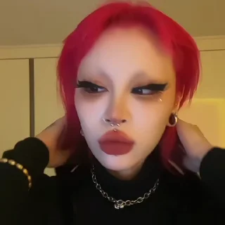 🧛‍♀ emoji hani  🧛🏻‍♀:; @kenstick @hnw1nttt Telegram sticker 7 of 50