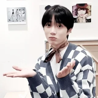 🥠 emoji 🫐Beomgyu:: @moonlightflowers Telegram sticker 15 of 30