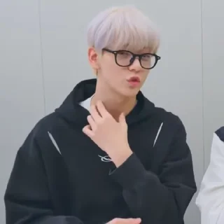 🔫 emoji SOOBIN 🔫 @WAR1HLP Telegram sticker 17 of 45