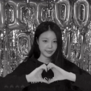 🤩 emoji soojin 3 lives @gidlearrch Telegram sticker 17 of 28