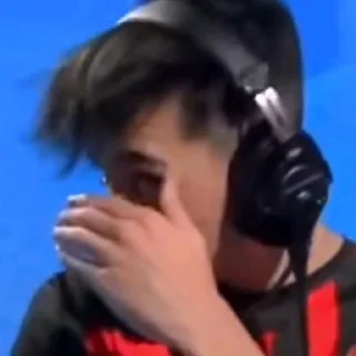 🤭 emoji Для важных переговоров Telegram sticker 12 of 111