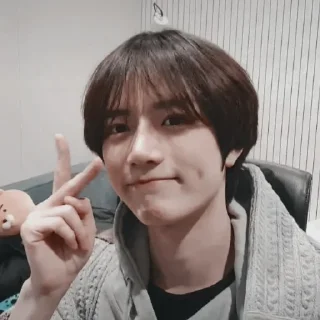 ❣ emoji Beomgyu Telegram sticker 7 of 15