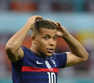 🌟 emoji Mbappé Telegram sticker 9 of 40