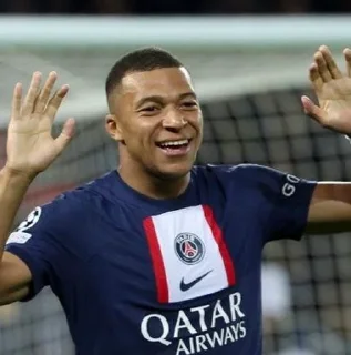 🌟 emoji Mbappé Telegram sticker 24 of 40