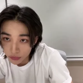 Sticker from hyunjin from ››› @kwisskiii
