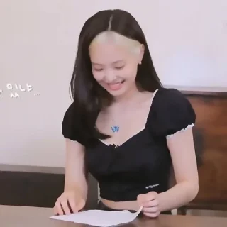Sticker from :;jennie:; @akiyihelp