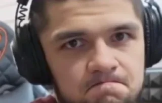 😐 emoji Шучу конечно💞🥰 Telegram sticker 22 of 31