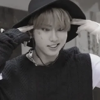 Sticker from Jisung from @helpruyjin