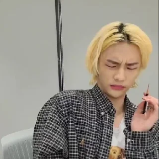 🤢 emoji skz describes our lives Telegram sticker 9 of 120