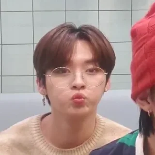 😗 emoji skz describes our lives Telegram sticker 1 of 120