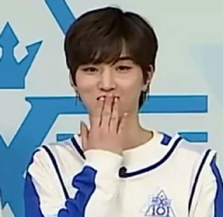 Sticker from produce x 101 by @GrowlX