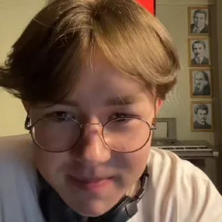 😊 emoji Ілья Шынкарэнка Telegram sticker 12 of 40