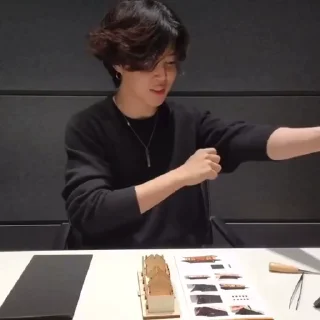 🍾 emoji чимин от дари Telegram sticker 24 of 25