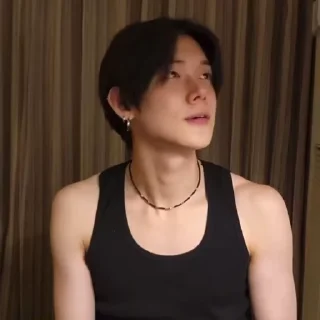 😎 emoji yj live 260608 @YJBG13 ➡️ @Ctikerubot Telegram sticker 24 of 50