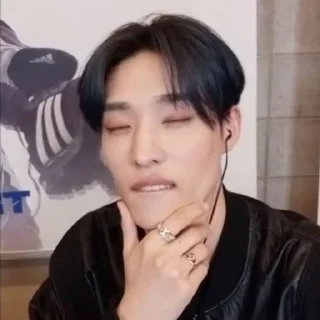 😩 emoji пиван аутслэйд Telegram sticker 9 of 23