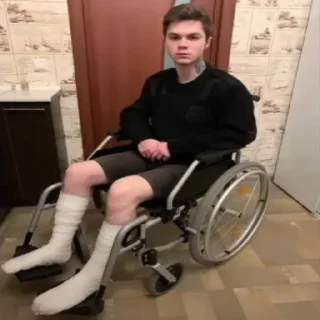 🦽 emoji лютейшие стики Telegram sticker 10 of 97