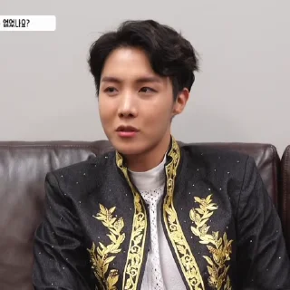 🎞 emoji @JKGNJH я порезался Telegram sticker 11 of 40