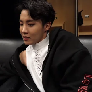 🎞 emoji @JKGNJH я порезался Telegram sticker 9 of 40