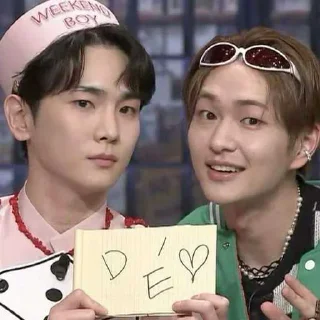 😔 emoji ШИНЫЕЕ от Вонджи (especially Jjong) ➡️ @Ctikerubot Telegram sticker 17 of 53