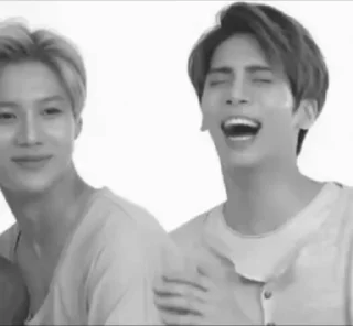 😘 emoji ШИНЫЕЕ от Вонджи (especially Jjong) ➡️ @Ctikerubot Telegram sticker 9 of 53