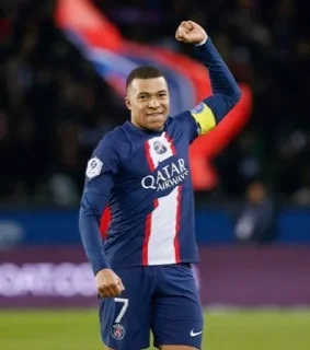 🌟 emoji Mbappé Telegram sticker 13 of 40