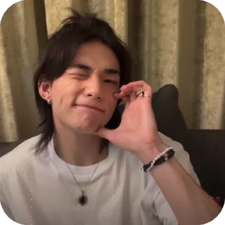❤ emoji Hyunjin Telegram sticker 5 of 69