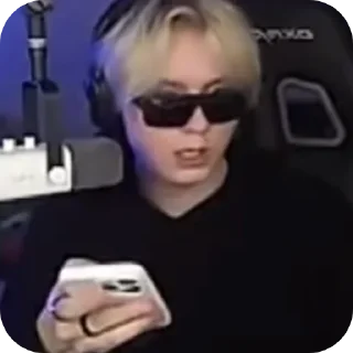 😎 emoji Дрейк Telegram sticker 14 of 120