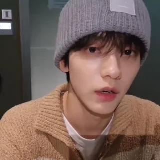 Sticker from soobin @hyuk228