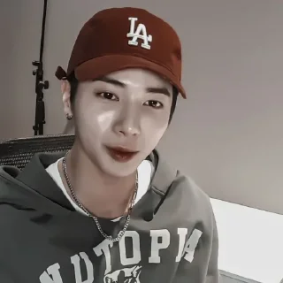 🦾 emoji › 🦾 : taehyun 180222 : @smstickerr Telegram sticker 24 of 40