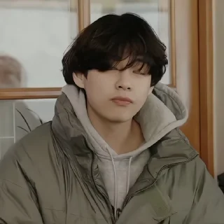 🎧 emoji @Kim_Tae_Hyung_BigHit_bot ➡️ @Ctikerubot Telegram sticker 18 of 120