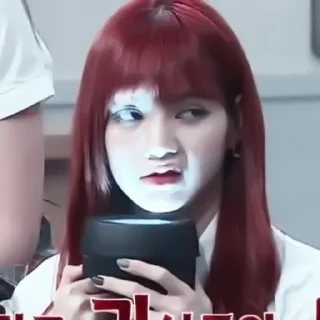 Sticker from lisa``♡ fr; @lomicor.