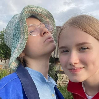 🥰 emoji ИКОНА Telegram sticker 20 of 29