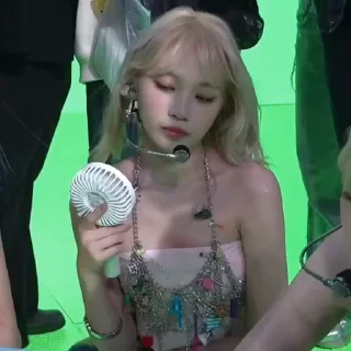 Sticker from chaewon @freskvq