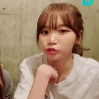 🥧 emoji chaewon ☆ @xvanessq Telegram sticker 24 of 50