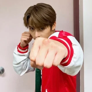 👊 emoji жепа болит Telegram sticker 23 of 60